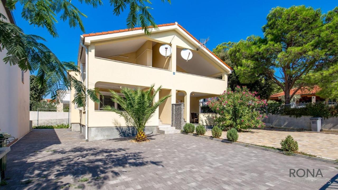 Rona Goran Apartment *