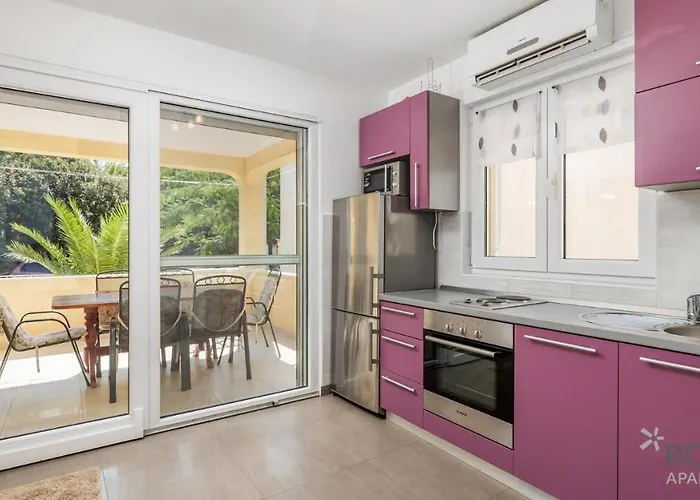 Rona Apartments Goran